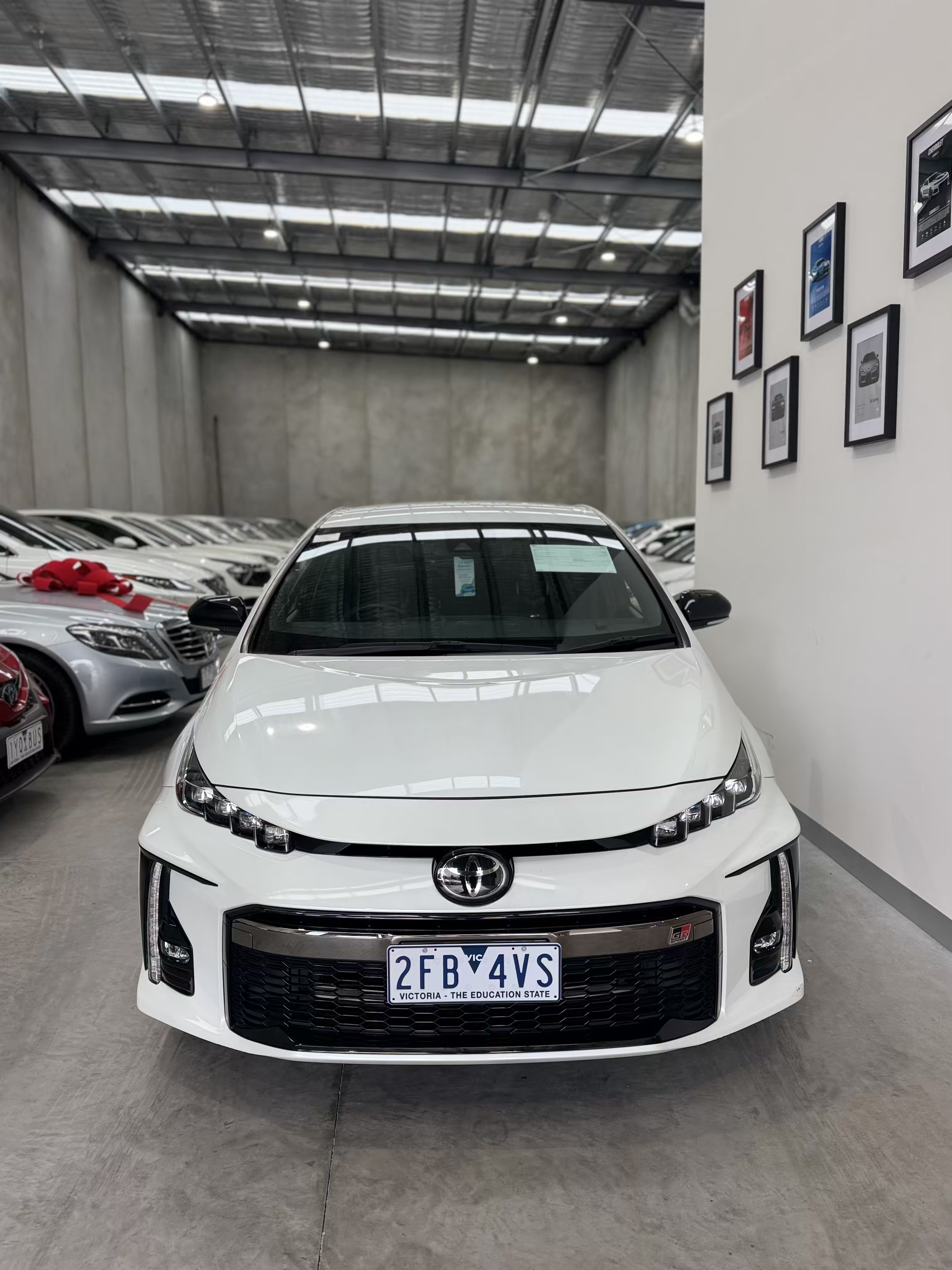 2022 Toyota Prius PHV
