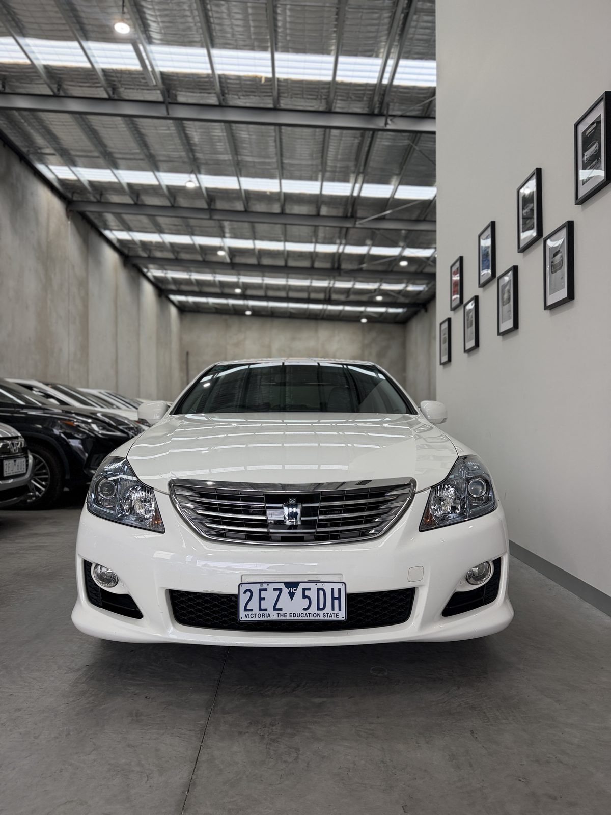2009 Toyota Crown